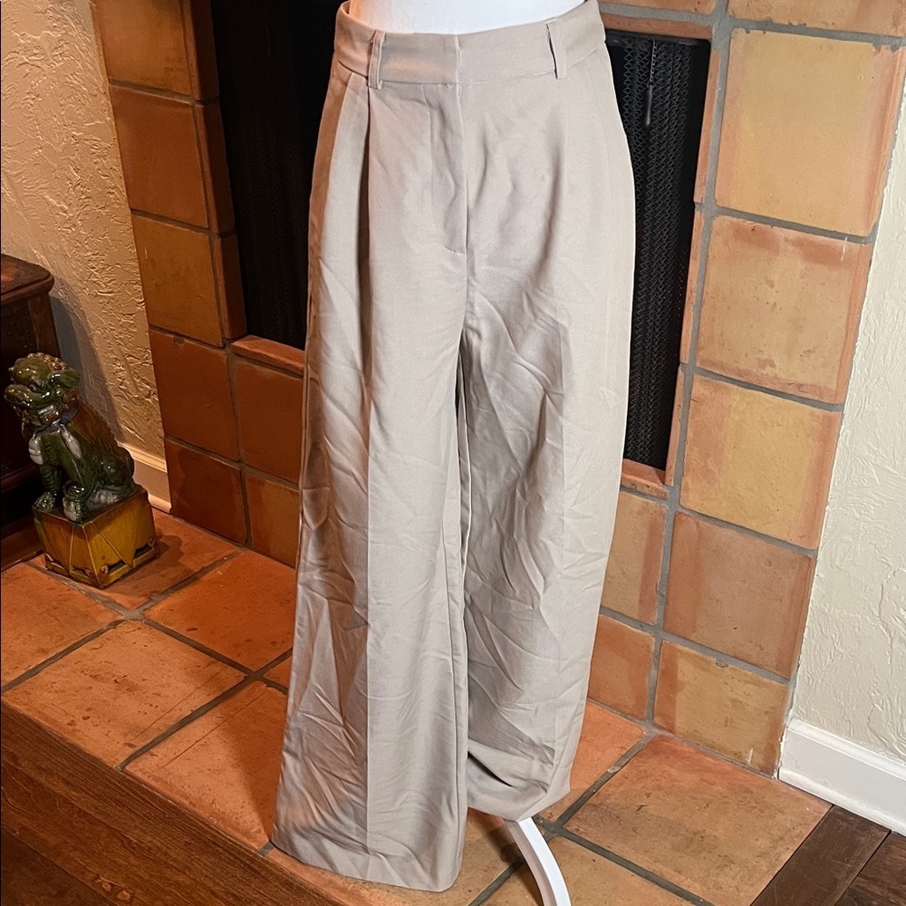 Commense Khaki Pleated Wide Leg Trouser, size M